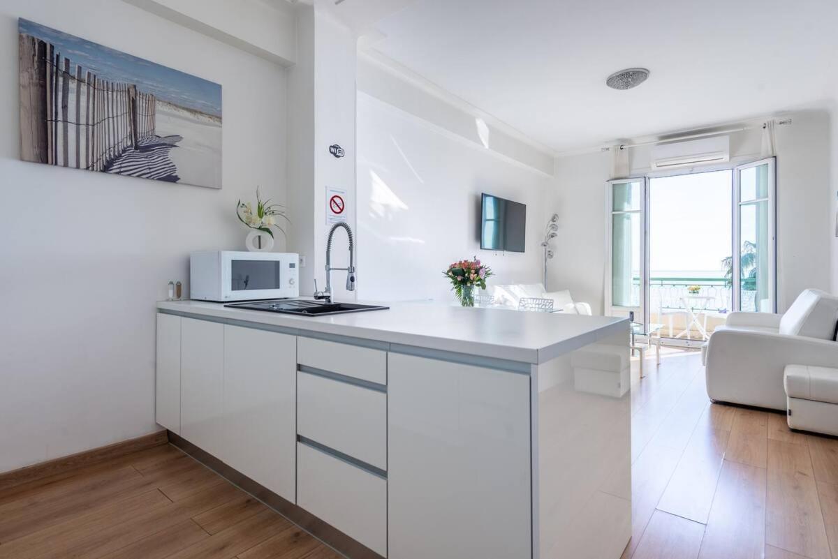 Modern Sea View Apartment On Promenade Des Anglais Nice Eksteriør billede